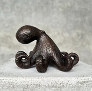 Octopus aus Bronze